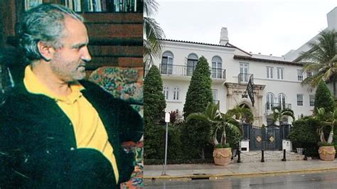 assassinato gianni versace spaghetto vongola verace|Gianni Versace 'assassination': What is the truth behind the story .